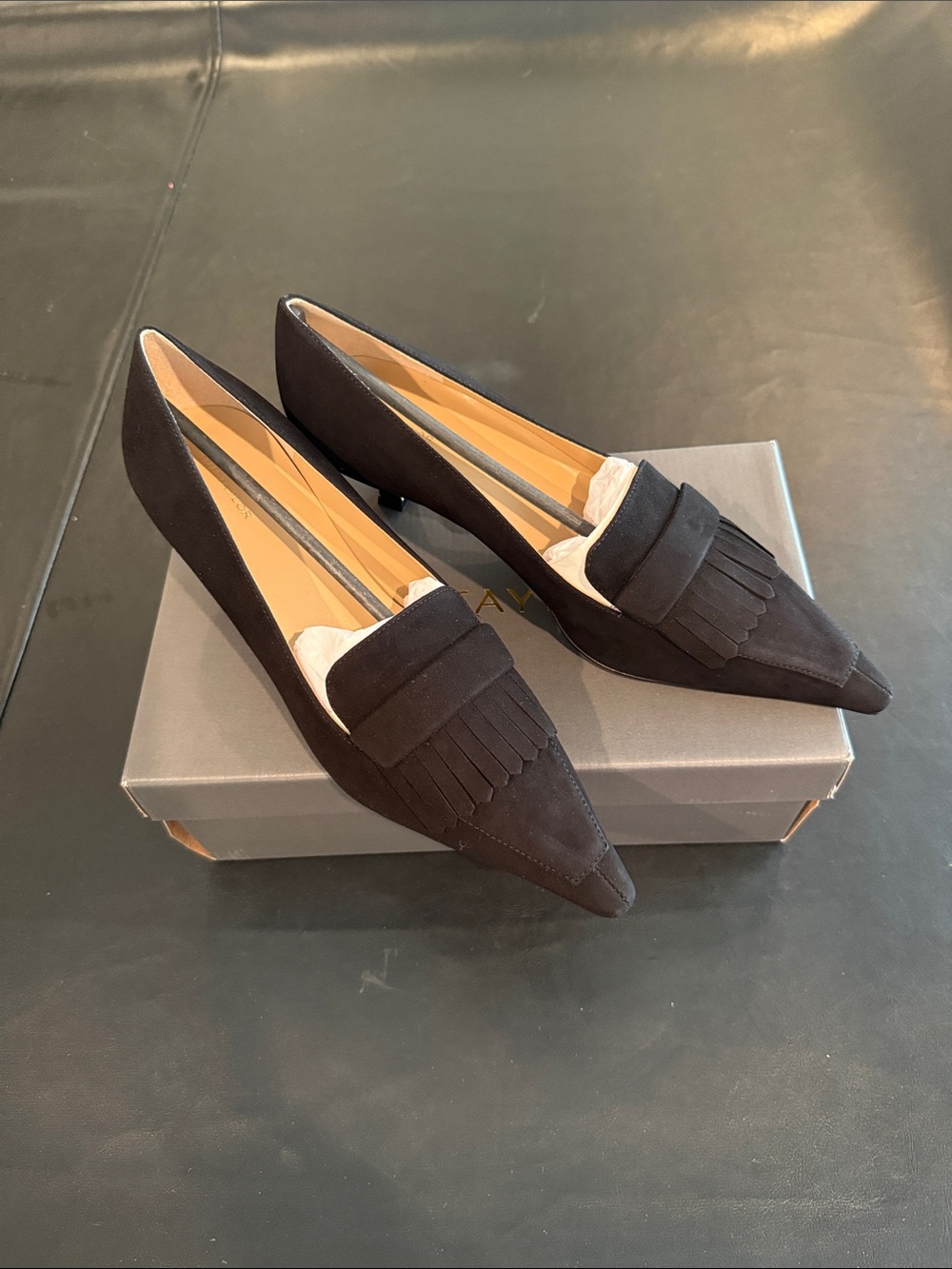 Kiltie Tapered Toe Fringe Suede Kitten Heel BRAND NEW W/ BOX Black 9 Ann Taylor